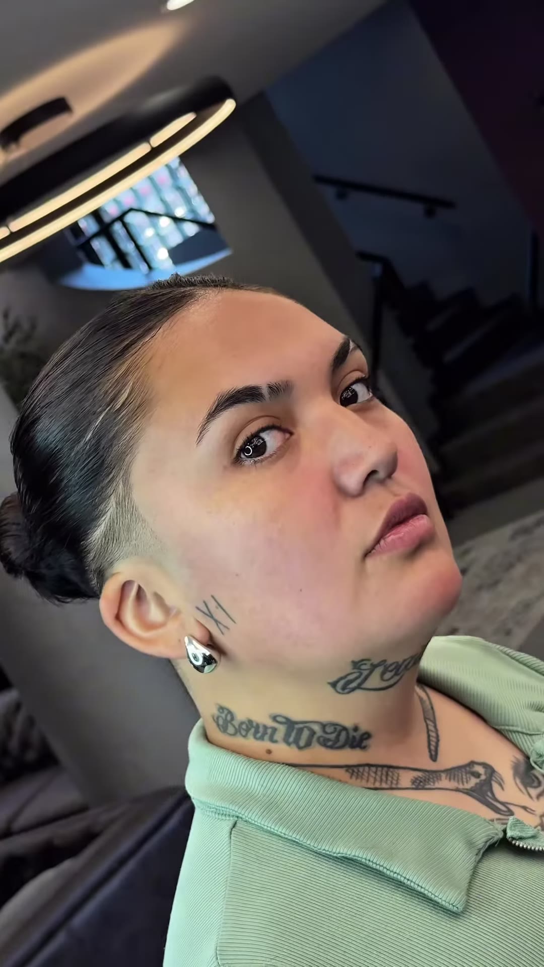 Undercut detail